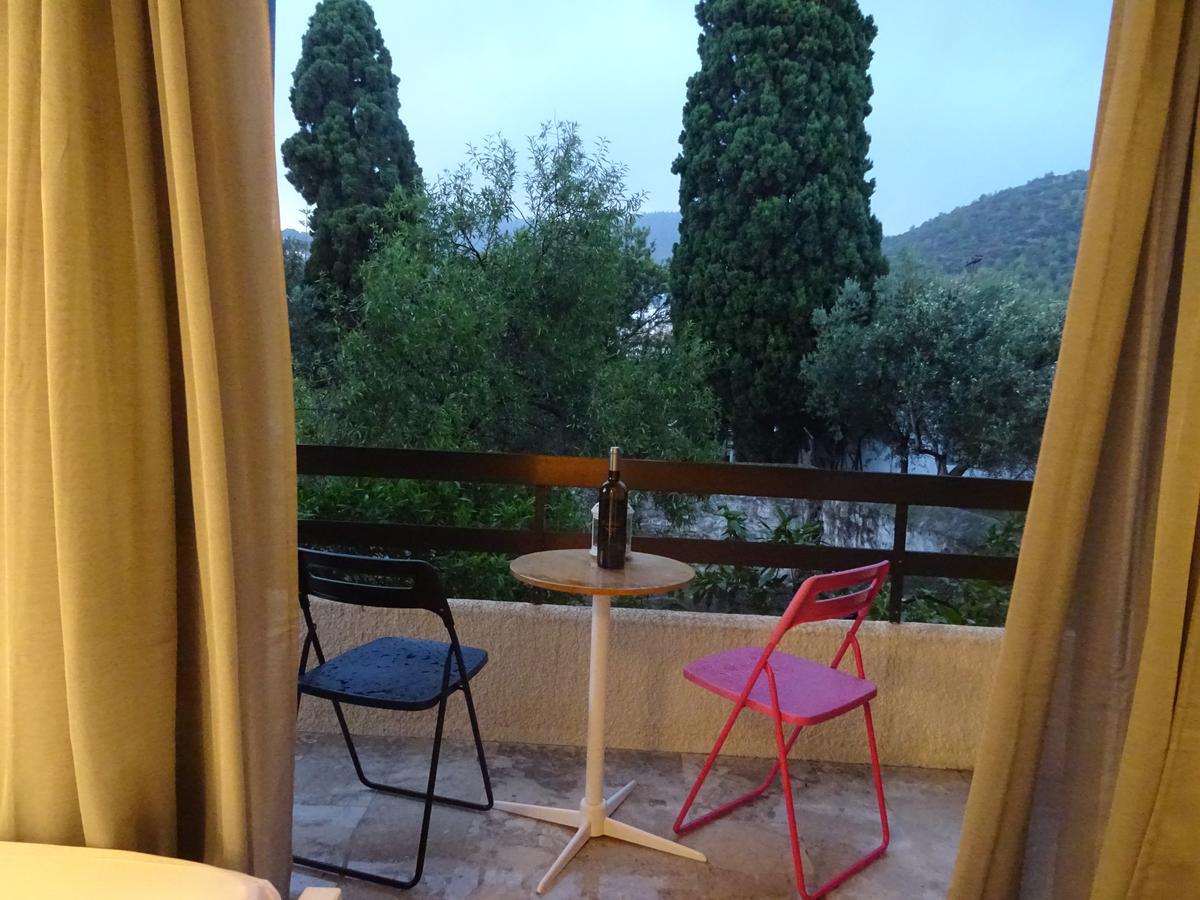 Ξενοδοχείο με διαμερίσματα Irene *
